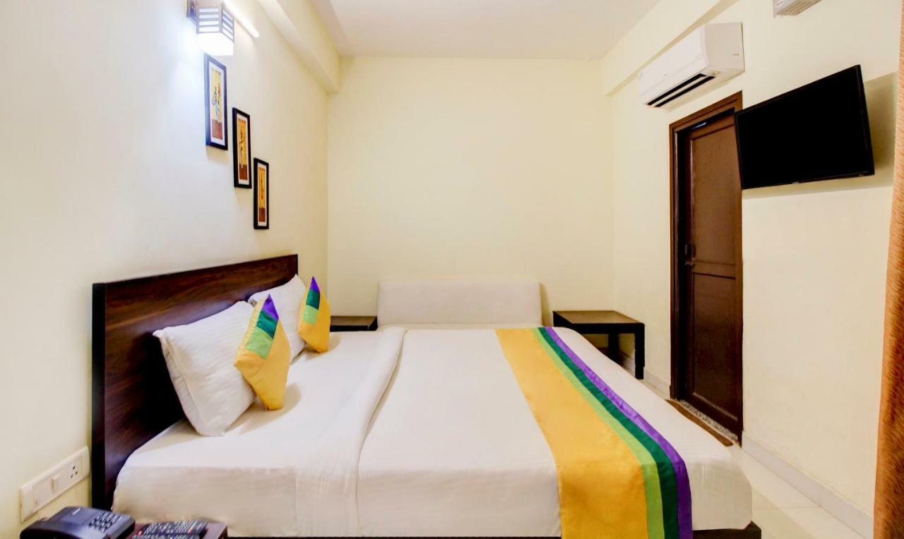Itsy Hotels Royal Monarch Gorakhpur Bagian luar foto
